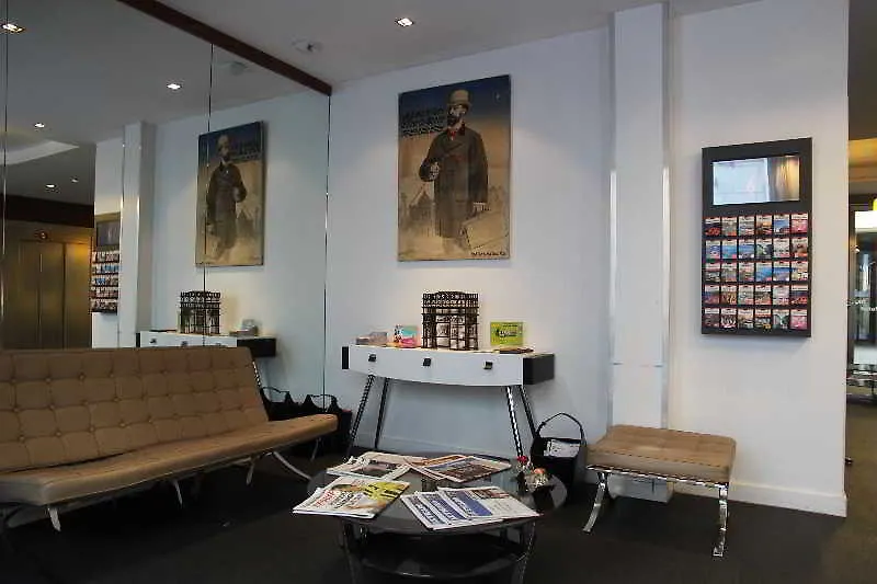 ***  Art Hotel Congres パリ フランス